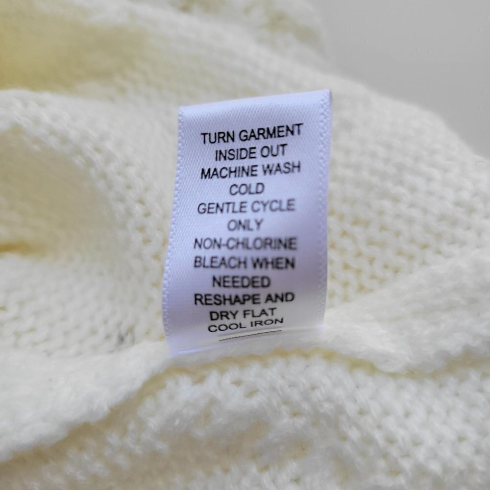 NWT Sweater White Women Size XL - Picture 11 of 12